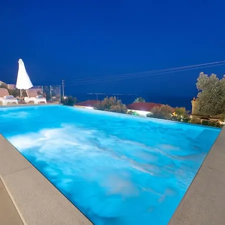 The Dukes Lassi (Kefalonia)
